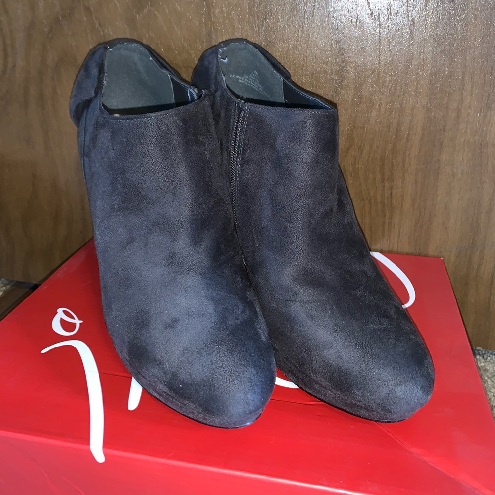 Zip Up Booties